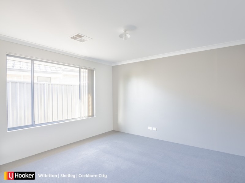 7 Appleton Road, Piara Waters WA 6112