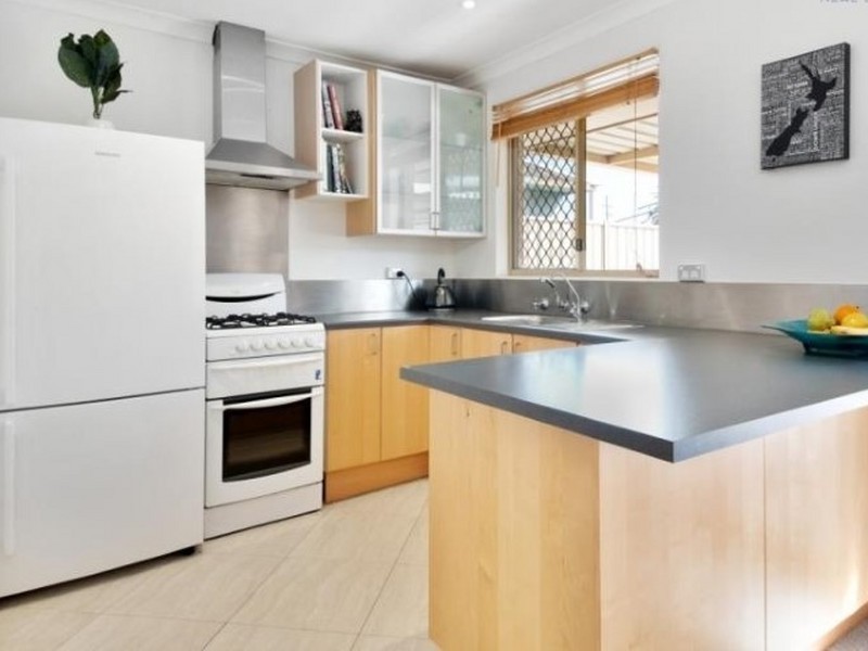 2/234 Belgravia Street, Belmont WA 6104