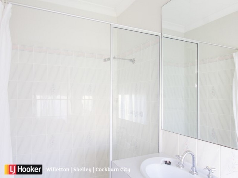 8 Joy Close, Willetton WA 6155