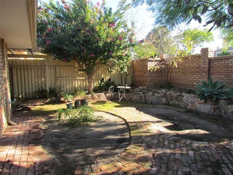 Unit 1/182 Fern Road, Wilson WA 6107