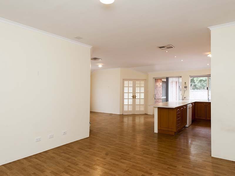 24 Burford Place, Canning Vale WA 6155