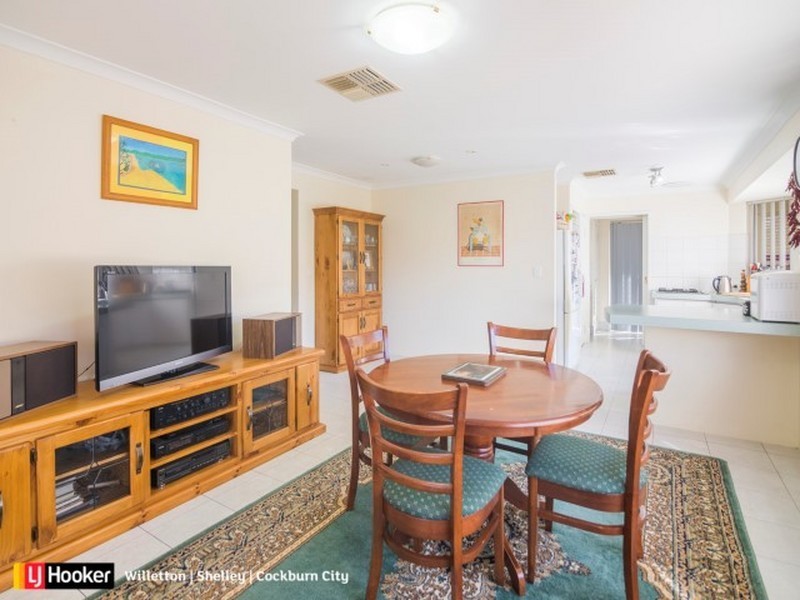 25B Tea Tree Way, Thornlie WA 6108