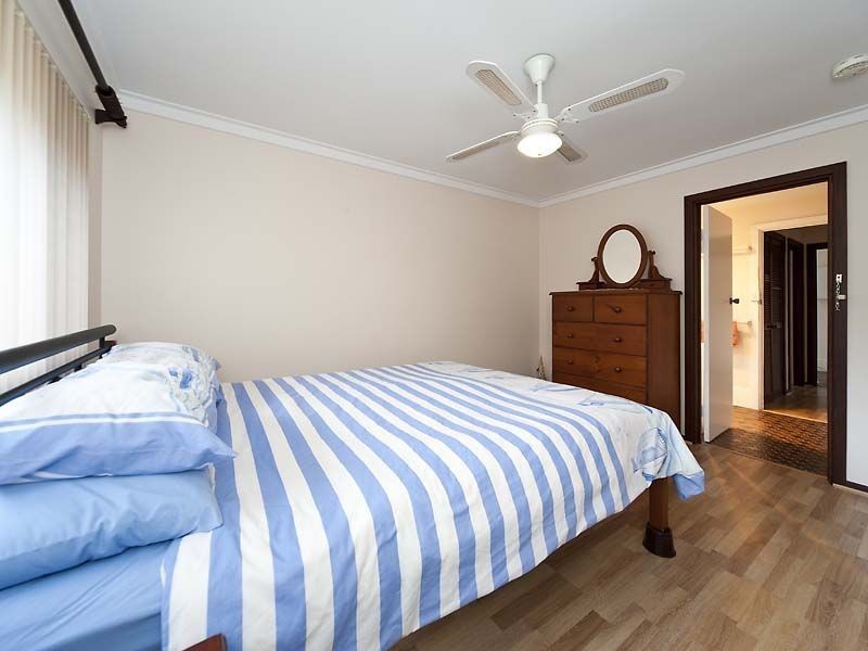 17 Delwood Place, Willetton WA 6155