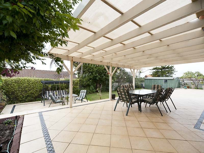 17 Delwood Place, Willetton WA 6155