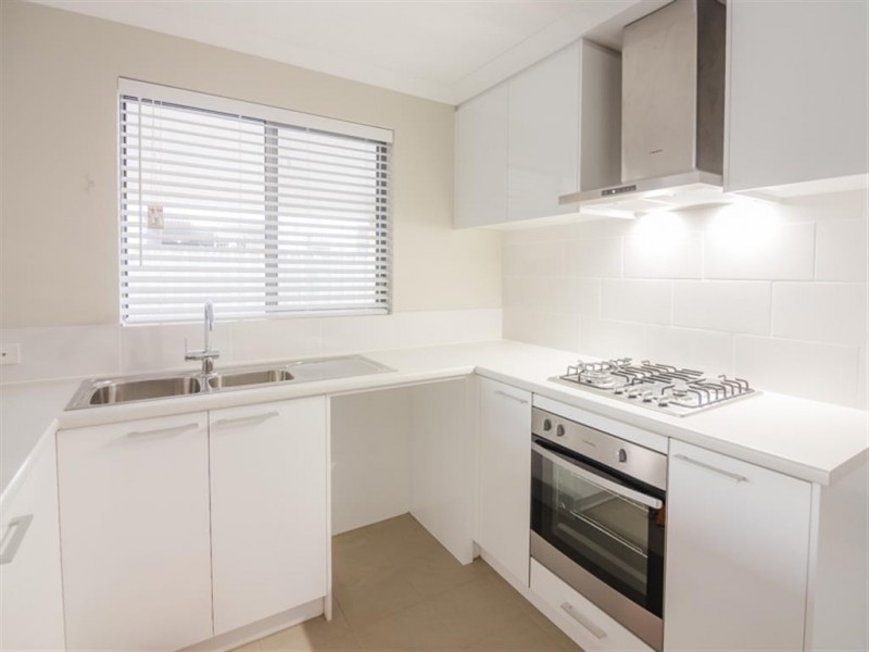 1/65 Eynesford Street, Gosnells WA 6110