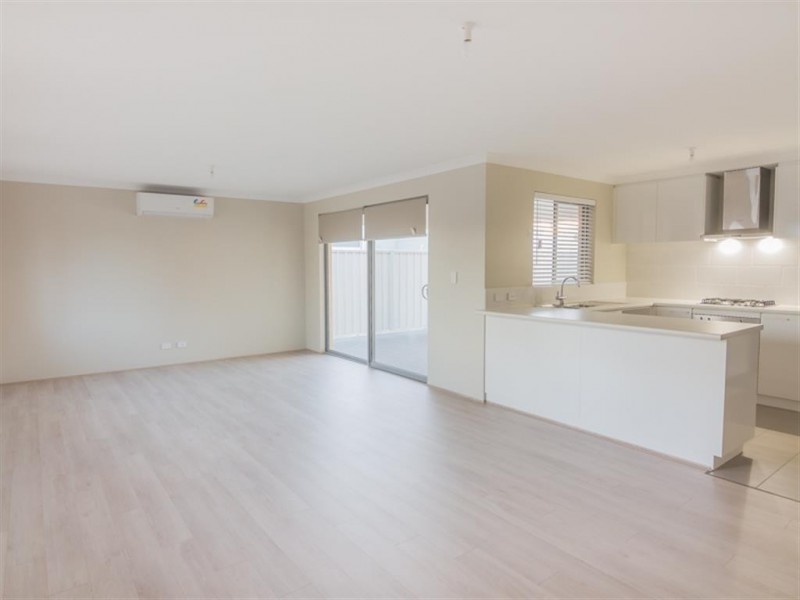1/65 Eynesford Street, Gosnells WA 6110