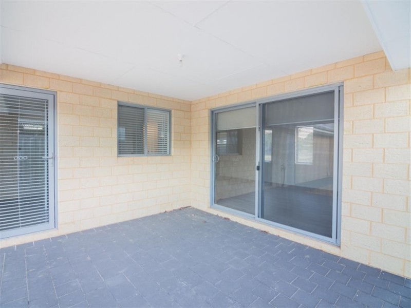 1/65 Eynesford Street, Gosnells WA 6110
