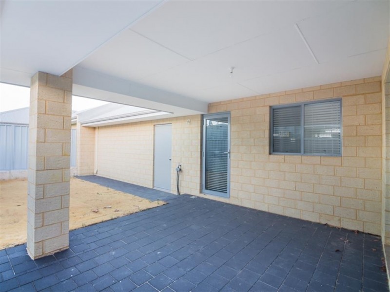 1/65 Eynesford Street, Gosnells WA 6110