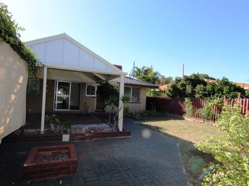 32 Coniston Way, Ferndale WA 6148