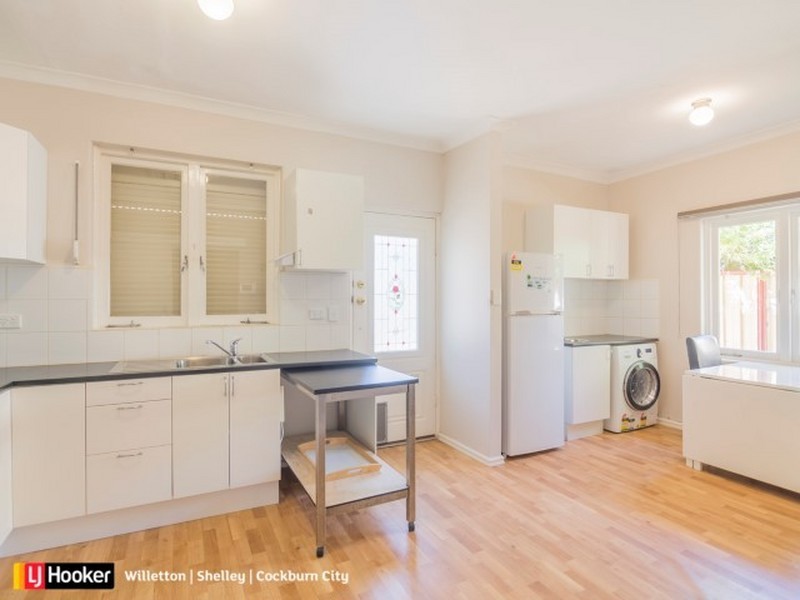 Unit 1/56 Mosaic Street, Shelley WA 6148
