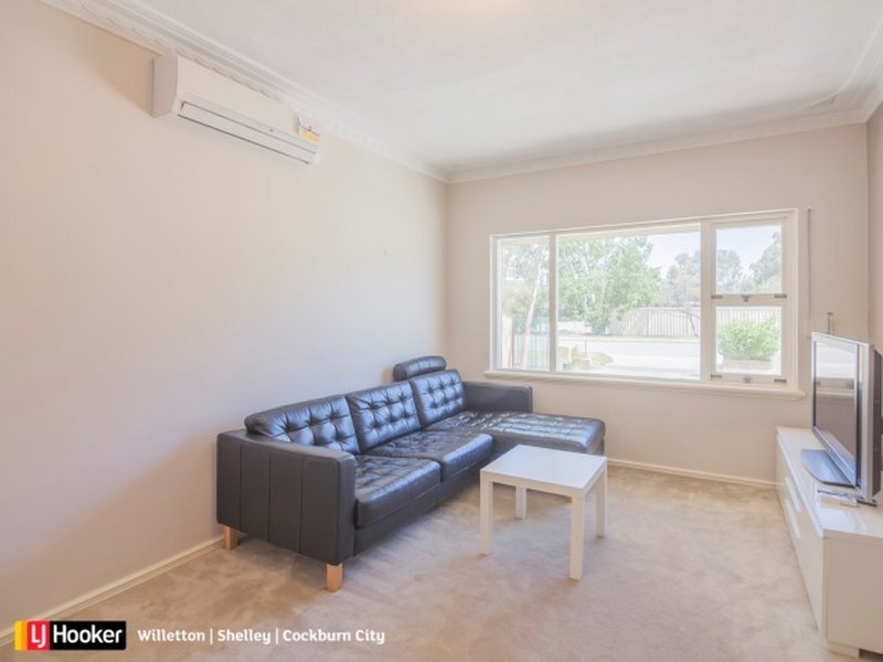Unit 1/56 Mosaic Street, Shelley WA 6148