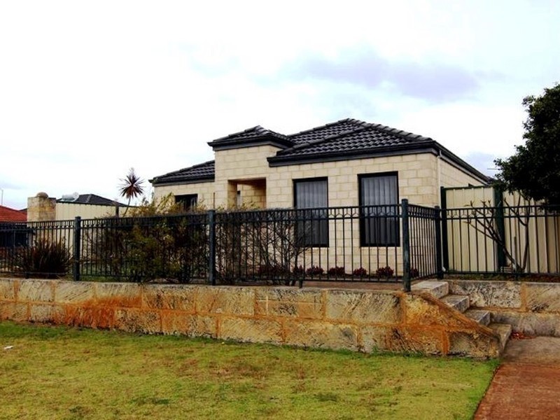 20 Richmand Entrance, Success WA 6164