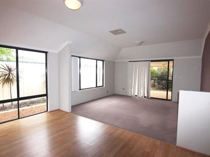20 Richmand Entrance, Success WA 6164