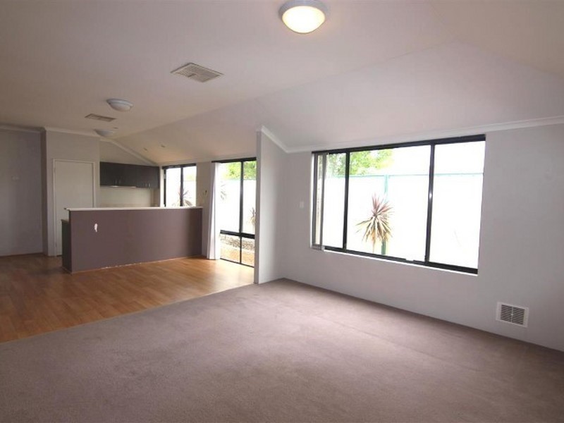 20 Richmand Entrance, Success WA 6164