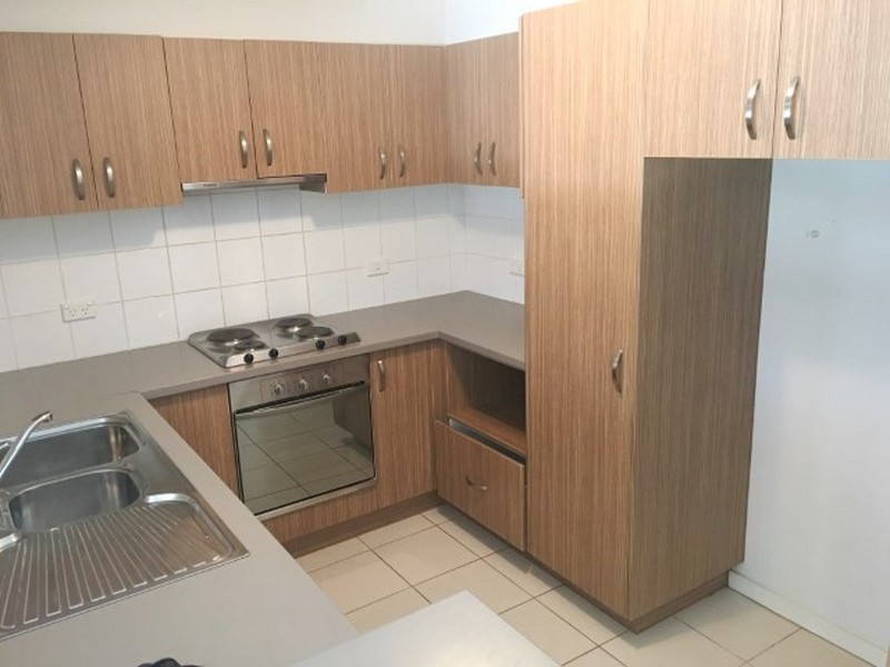 Apartment 20/105 Wentworth Parade, Success WA 6164