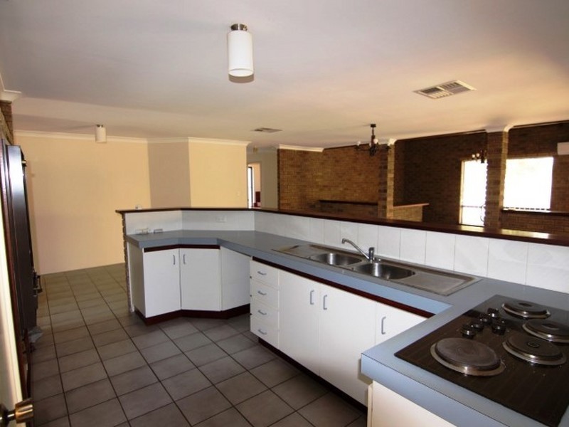 12 Pallas Place, Willetton WA 6155
