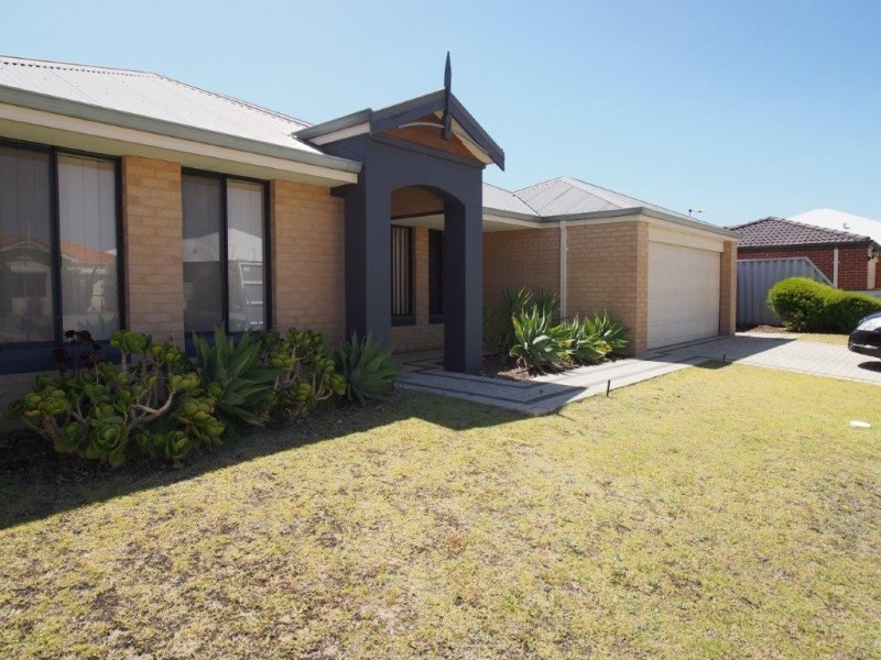 16 Hartwell Way, Secret Harbour WA 6173