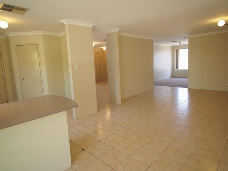 16 Hartwell Way, Secret Harbour WA 6173