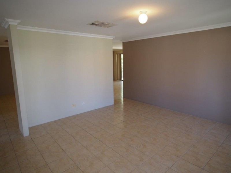 16 Hartwell Way, Secret Harbour WA 6173