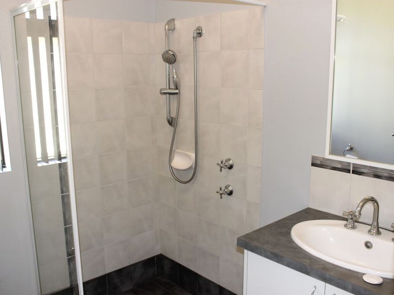 4 Milano Loop, Seville Grove WA 6112