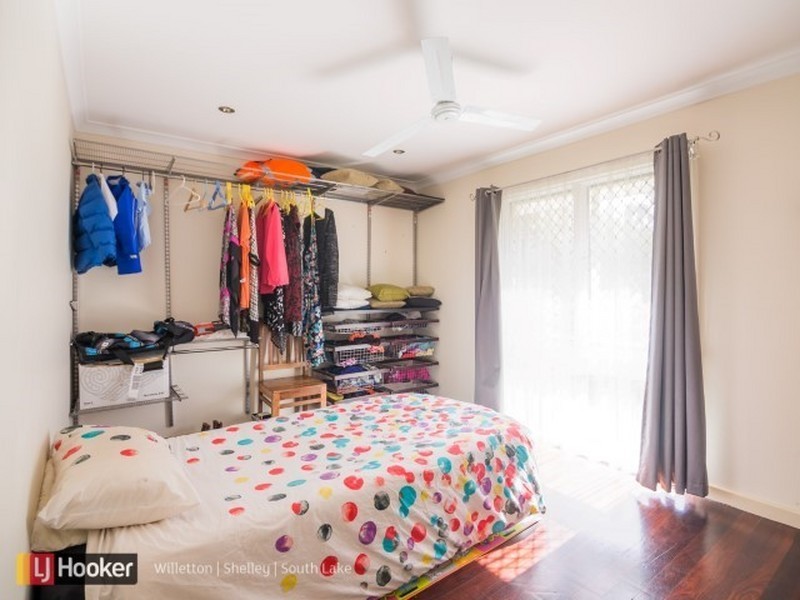 50 Clenham Way, Kelmscott WA 6111