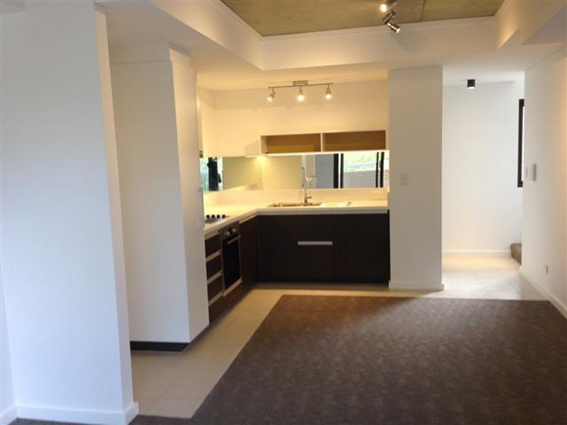 Unit 33/59 Breaksea Drive, North Coogee WA 6163