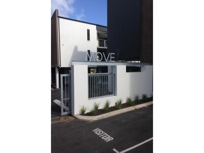 Unit 33/59 Breaksea Drive, North Coogee WA 6163