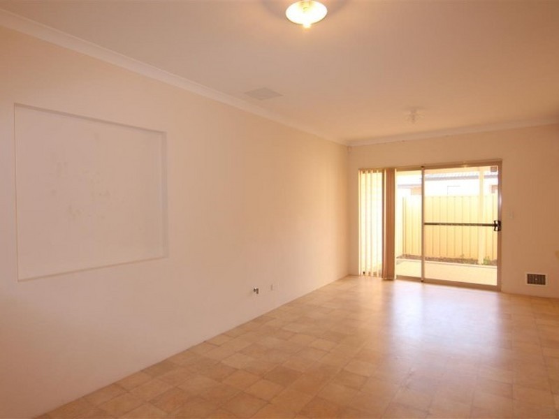 Villa 6/13 Devonshire Terrace, Armadale WA 6112