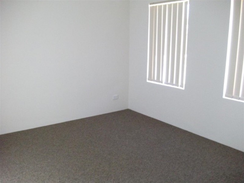 Villa 6/13 Devonshire Terrace, Armadale WA 6112