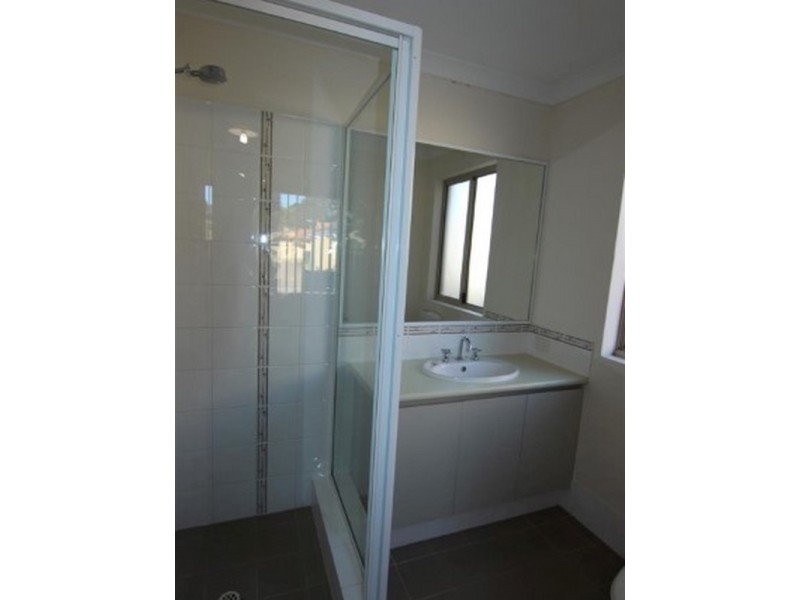 Villa 6/13 Devonshire Terrace, Armadale WA 6112