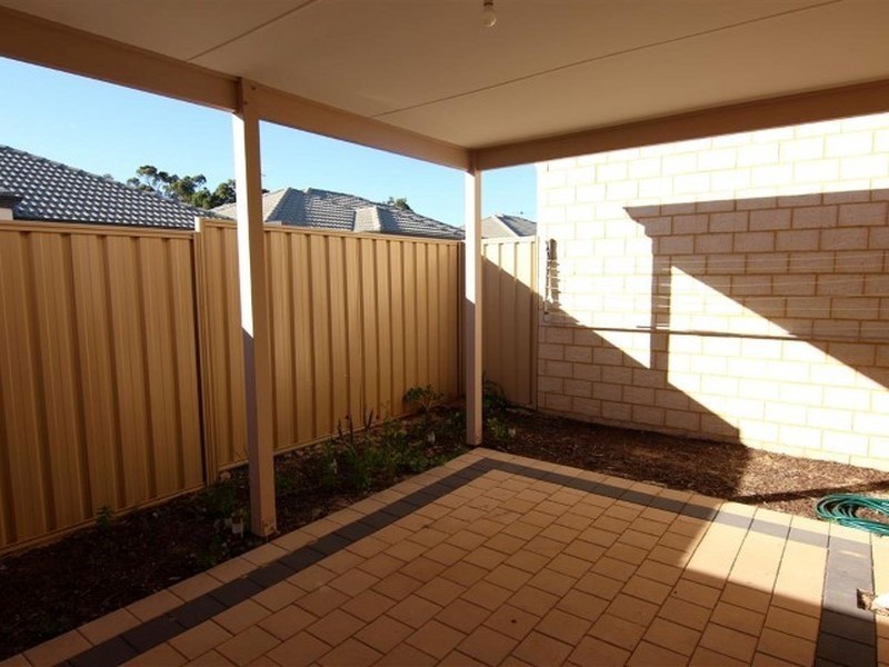 Villa 6/13 Devonshire Terrace, Armadale WA 6112