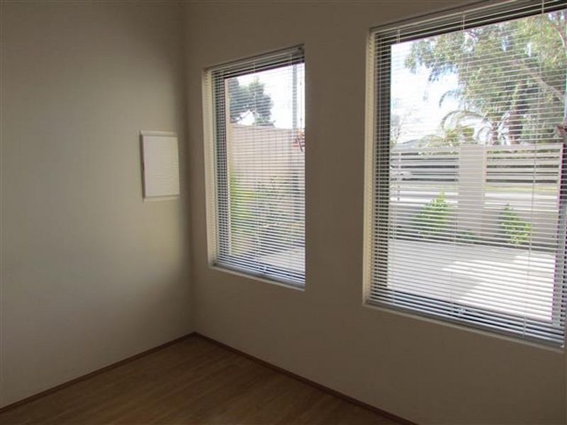 1/9 Surrey Road, Wilson WA 6107