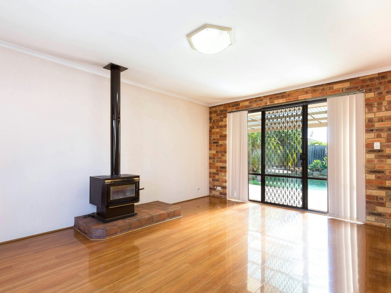 42 Bernier Road, Shelley WA 6148