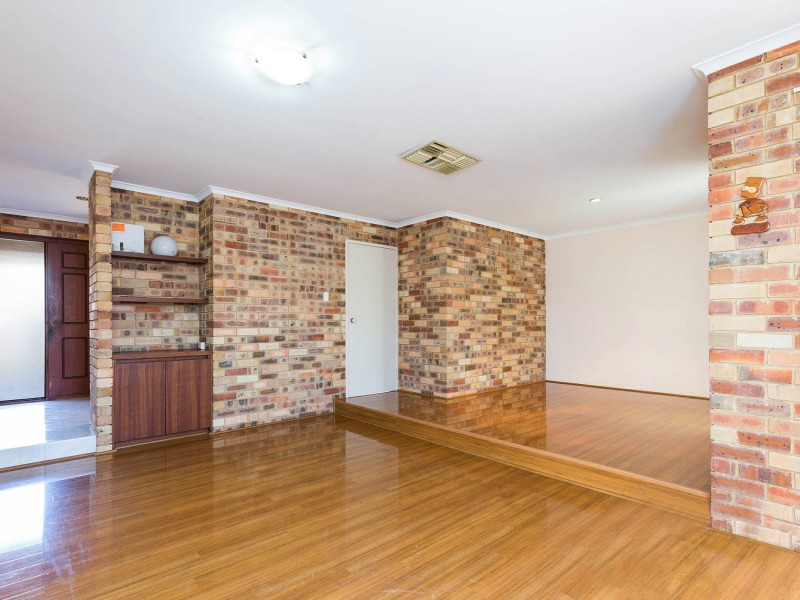 42 Bernier Road, Shelley WA 6148