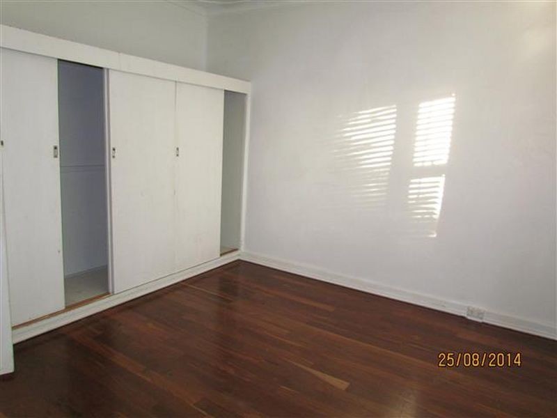 29A Highbury Cresent, Beckenham WA 6107