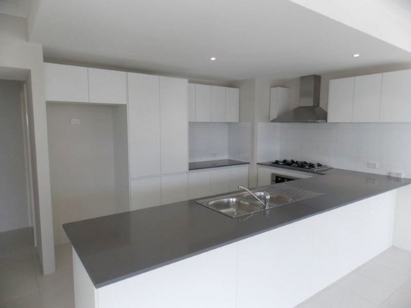 82 Mclaren Ave, Beeliar WA 6164