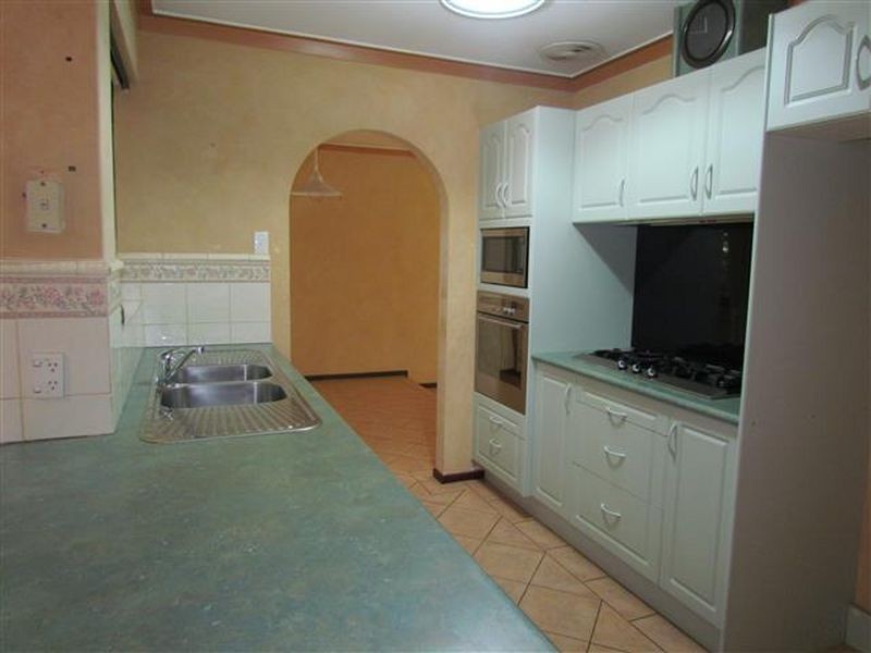 24 Zelkova Way, Parkwood WA 6147