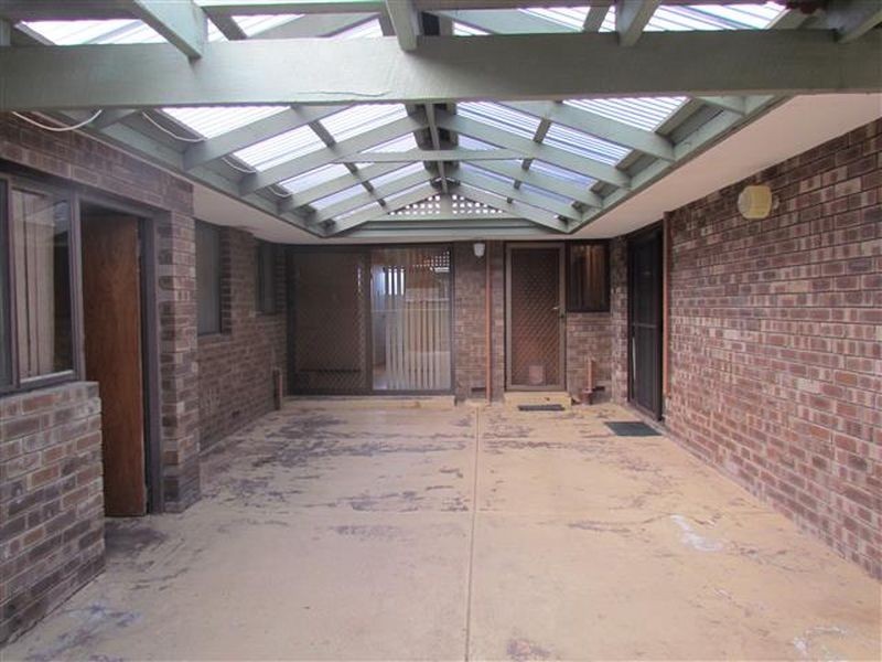 24 Zelkova Way, Parkwood WA 6147