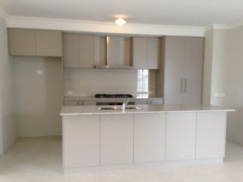 9b Tonbridge Way, Thornlie WA 6108