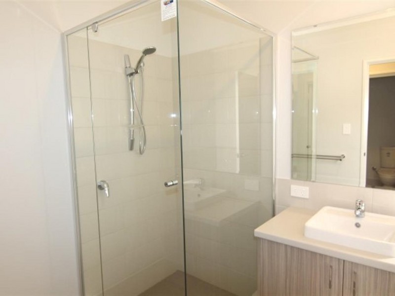 9b Tonbridge Way, Thornlie WA 6108