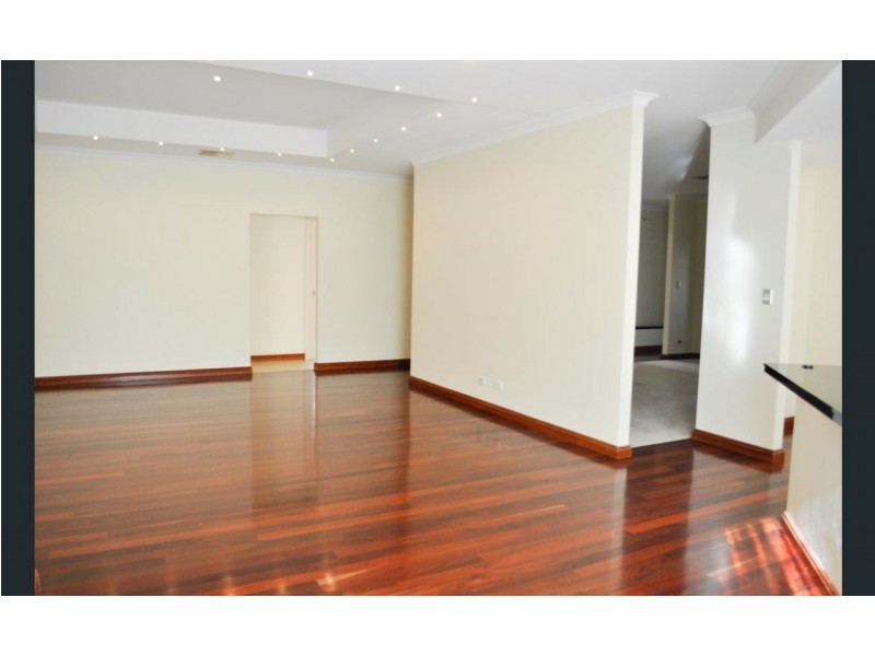 4a Aldam Crescent, Shelley WA 6148