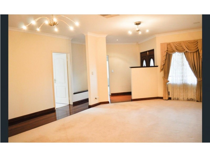 4a Aldam Crescent, Shelley WA 6148