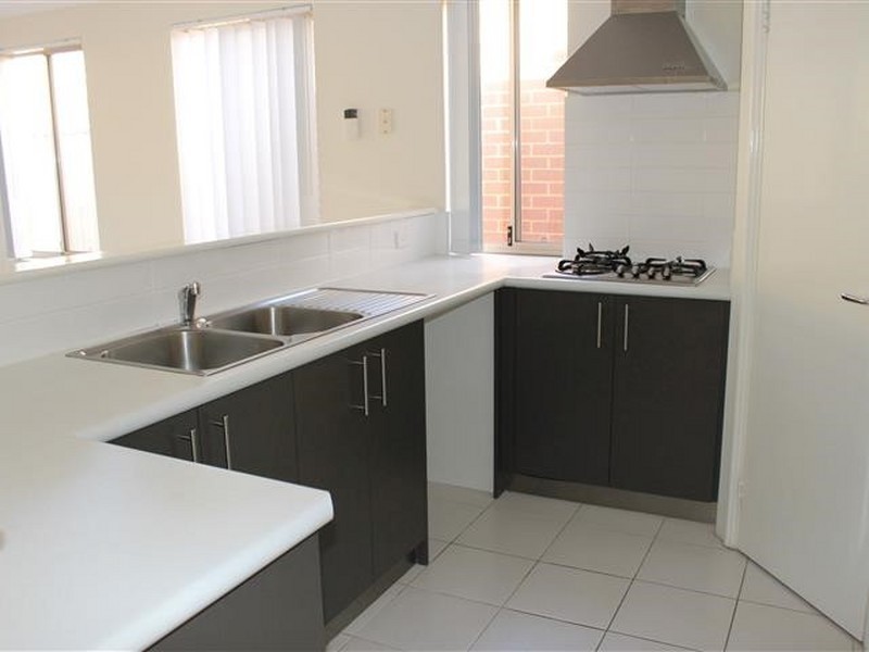 Unit 14/54 Sixth Road, Armadale WA 6112