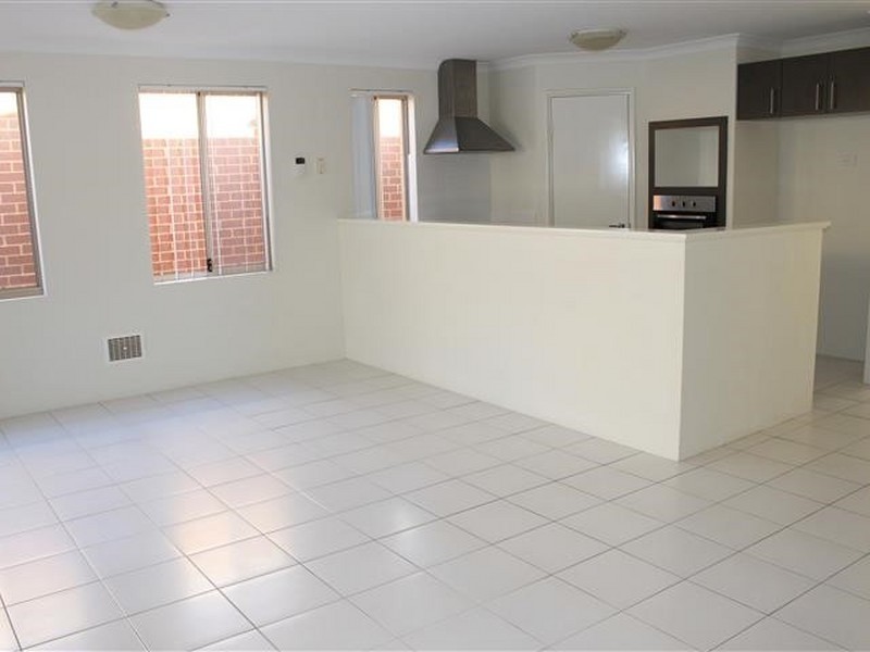 Unit 14/54 Sixth Road, Armadale WA 6112