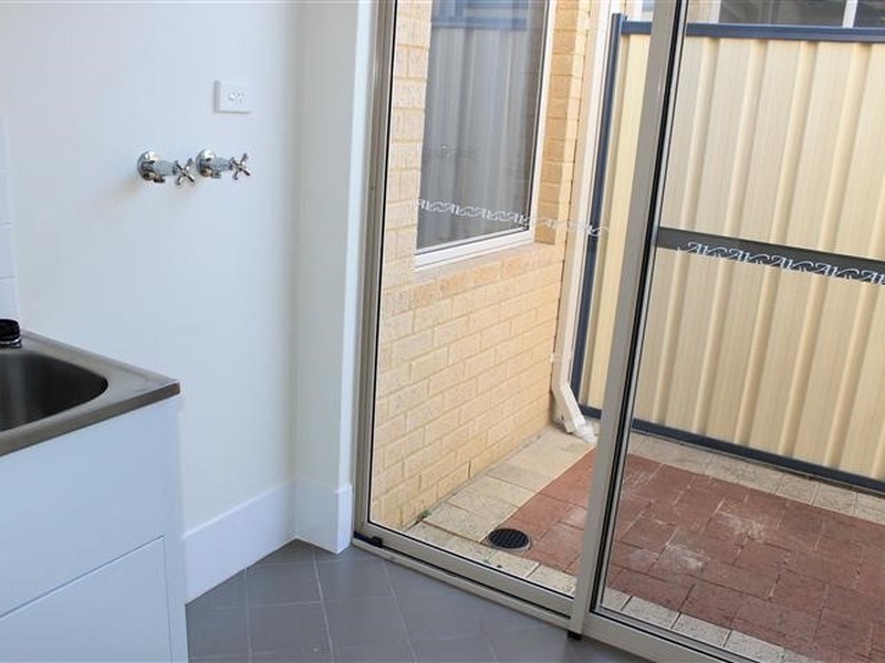 Unit 14/54 Sixth Road, Armadale WA 6112