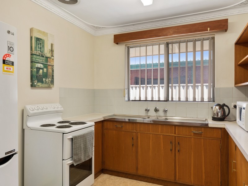 27 Mandora Way, Riverton WA 6148