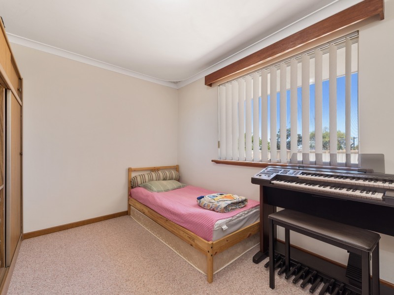 27 Mandora Way, Riverton WA 6148