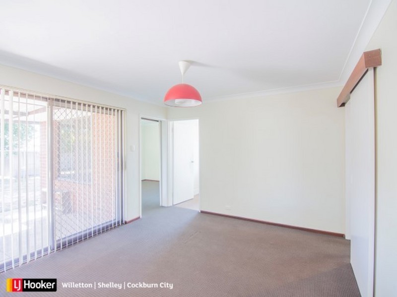 8 Azara Place, Parkwood WA 6147