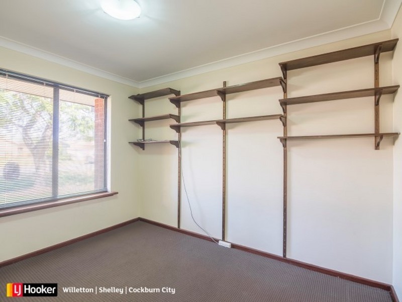 8 Azara Place, Parkwood WA 6147