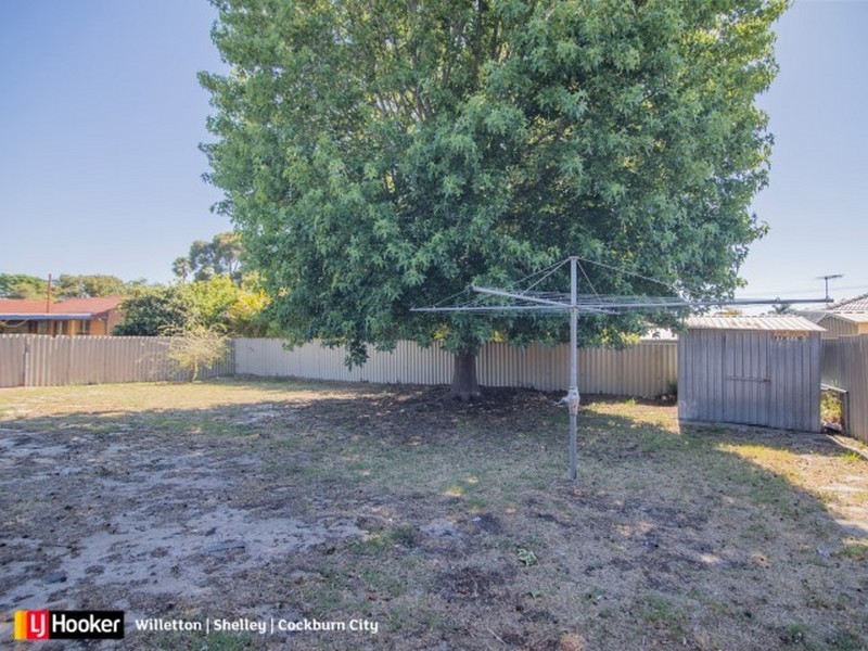 8 Azara Place, Parkwood WA 6147